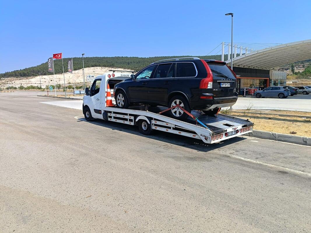 Menderes Çekici - BMW Taşıma Gece
